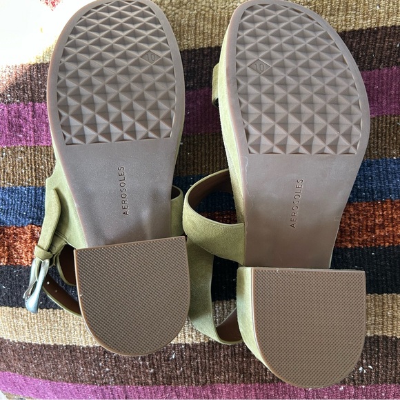 Aerosoles Clarkson suede olive green chunky heels size 10 - Picture 4 of 5